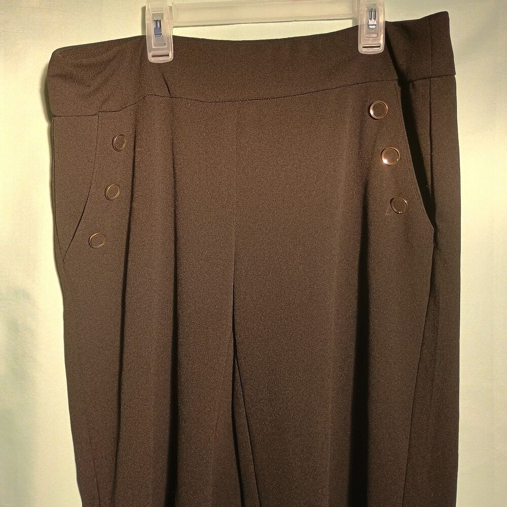 Pants - Picture 2 of 4